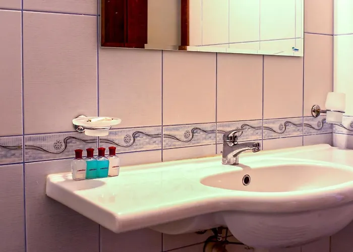 On Maxi Complex With Parking شقة سينتس قسطنطين وهيلينا