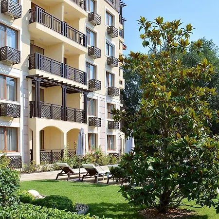 On Maxi Complex With Parking سينتس قسطنطين وهيلينا